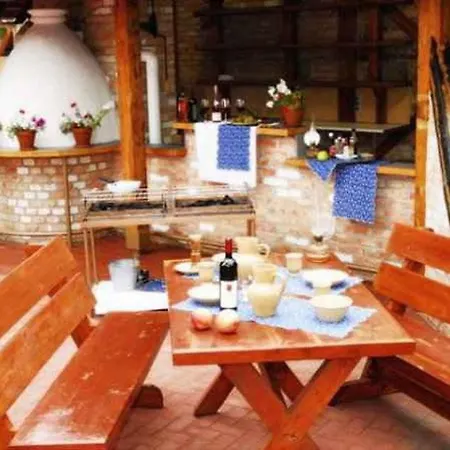 Malomudvar Etterem Cukraszda Panzio Es Rendezvenyhaz