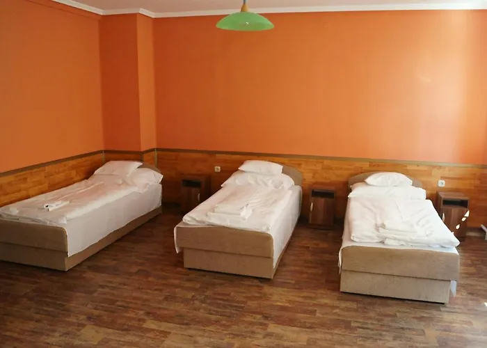 Malomudvar Etterem Cukraszda Panzio Es Rendezvenyhaz Bed & Breakfast *
