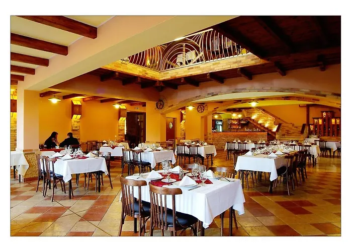 Malomudvar Etterem Cukraszda Panzio Es Rendezvenyhaz Bed & Breakfast *